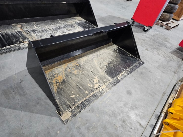 #707-•-2026-swict-66"-skid-steer-bucket-image-6