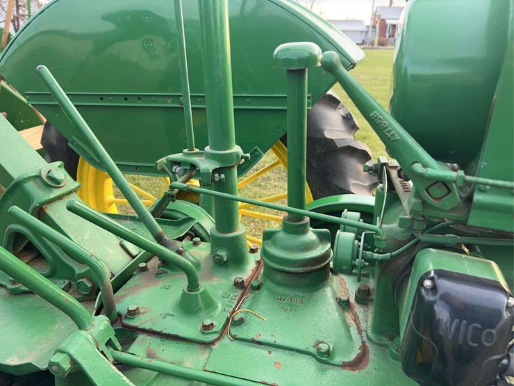 john-deere-model-b-image-30