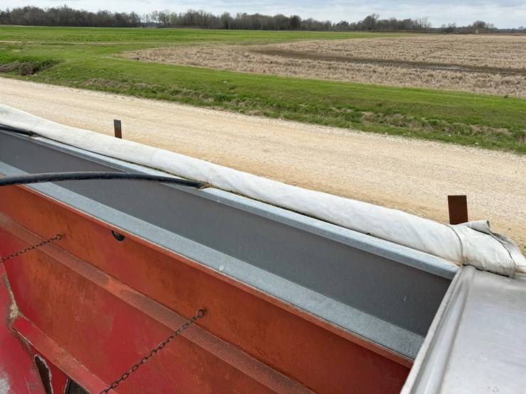 #41853-•-ez-trail-grain-cart-image-11