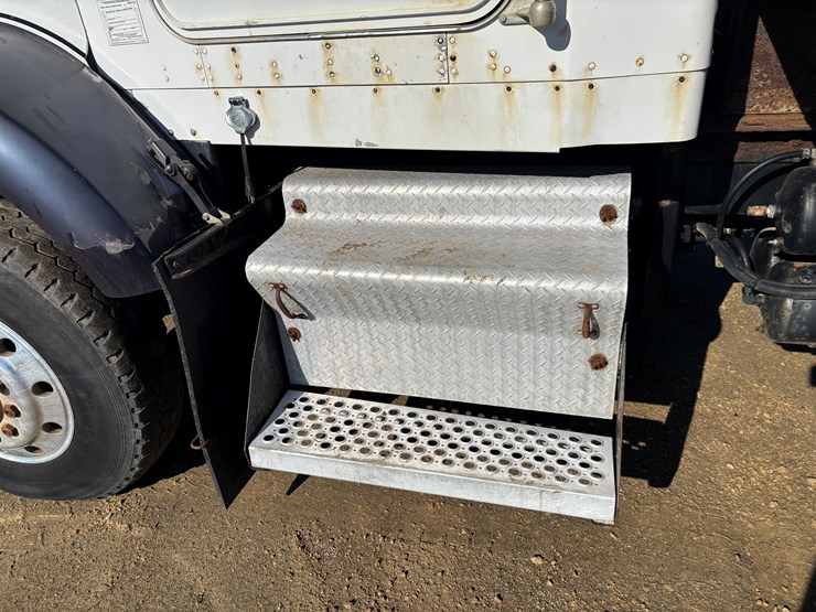 1990-kenworth-t880-image-11