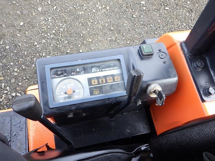 kubota-kx012-image-31