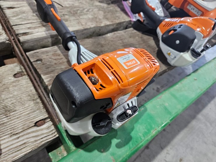 #648-•-2025-stihl-km91r-string-trimmer-image-6