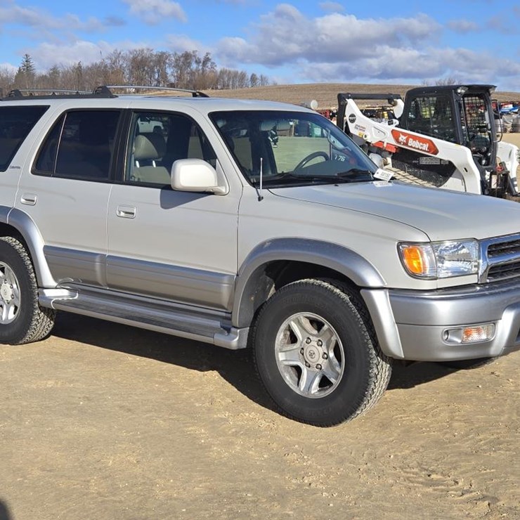 2000 TOYOTA 4 RUNNER LIMITED