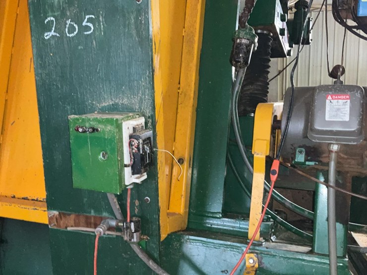 #205-•-salem-6’-headrig-image-17