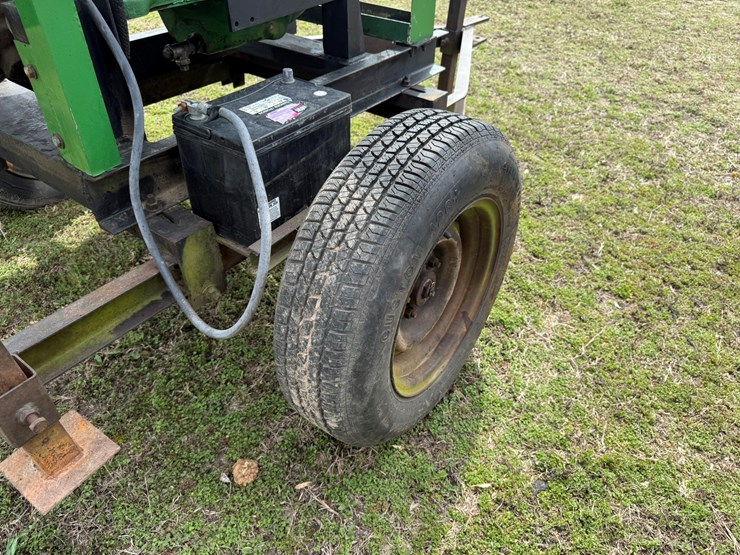 john-deere-4239d-image-11