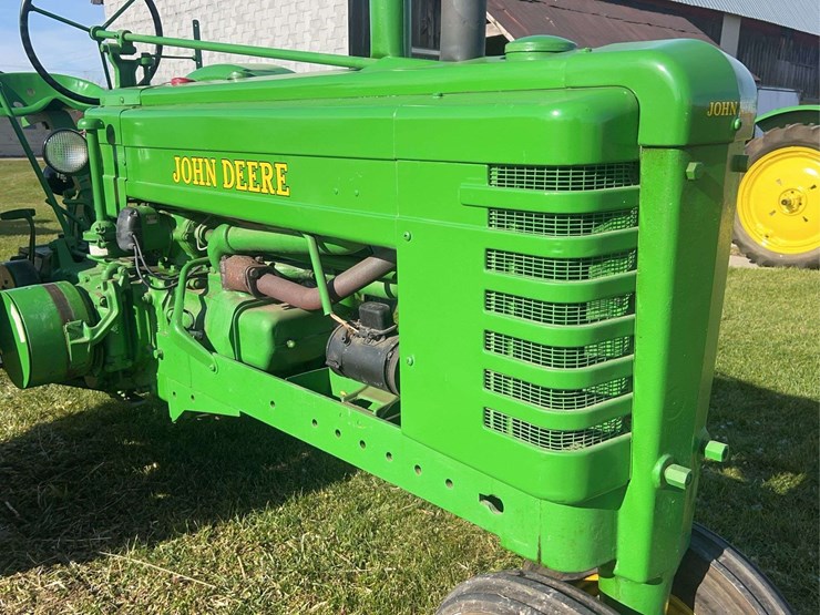 john-deere-model-b-image-10