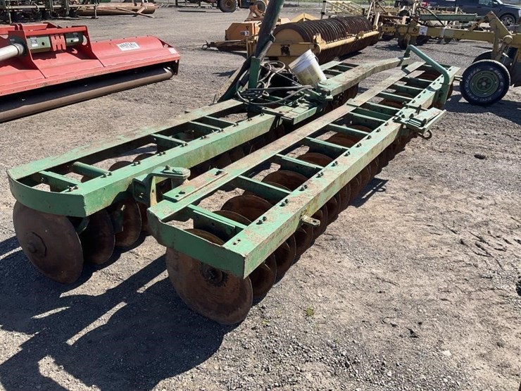 john-deere-18-image-4