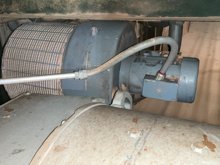 #201-•-2002-salem-dc-carriage-drive-image-12