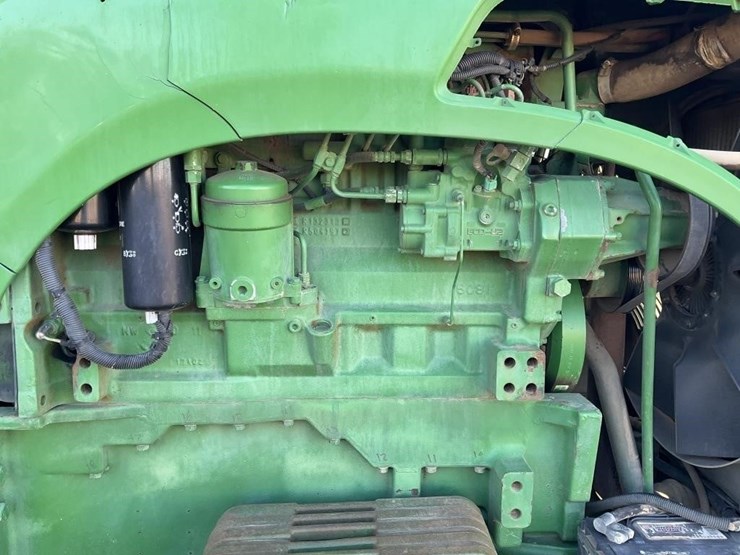 john-deere-8420t-image-11