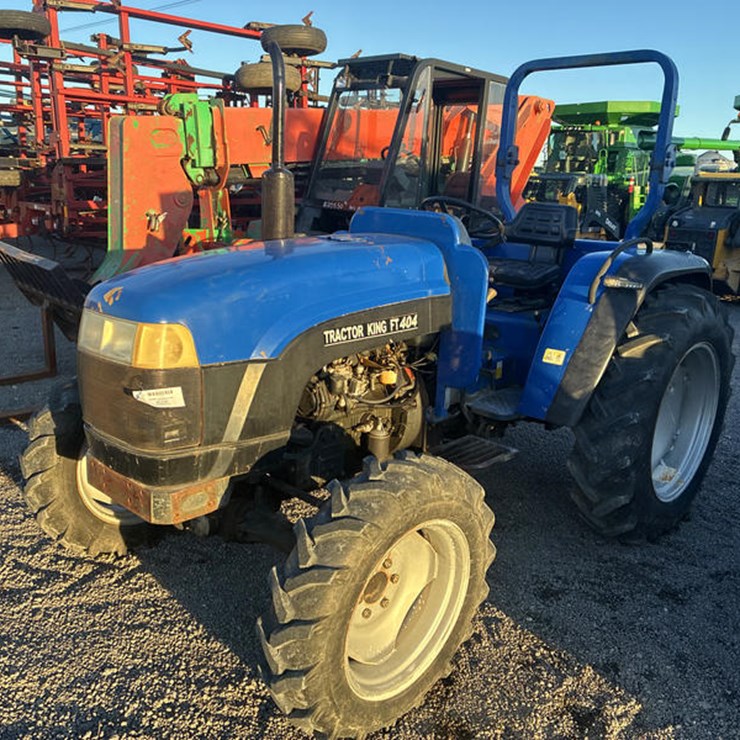 2004 TRACTOR KING FT404