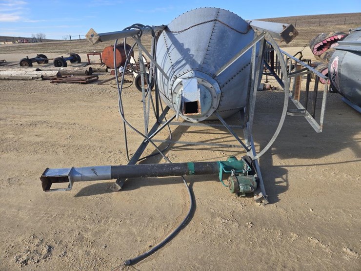 #195-•-6-ton-bulk-bin-with-unload-auger-image-2