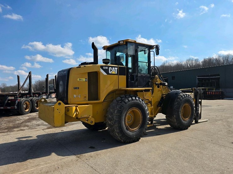 2011-caterpillar-924h-image-4