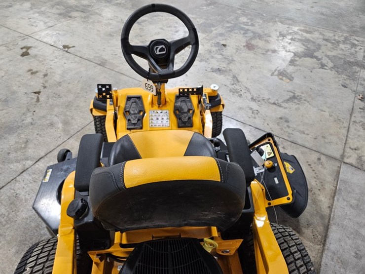 #699-•-2024-cub-cadet-ultima-zts2-zero-turn-mower-image-15