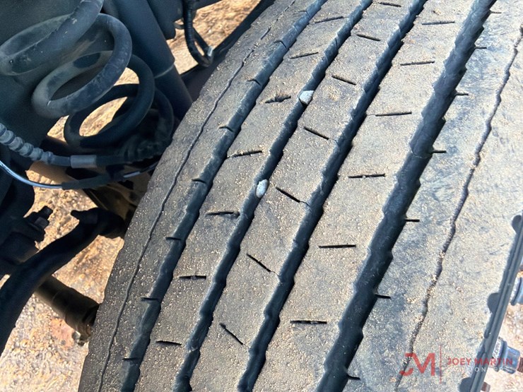 2019-ford-f550-xl-image-9