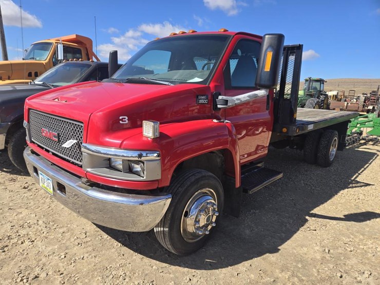 2003-gmc-topkick-image-1