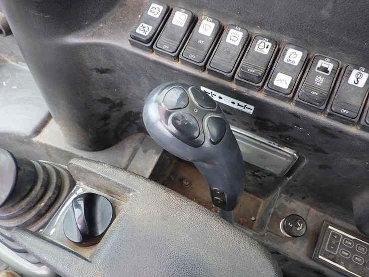 takeuchi-tb290-image-45