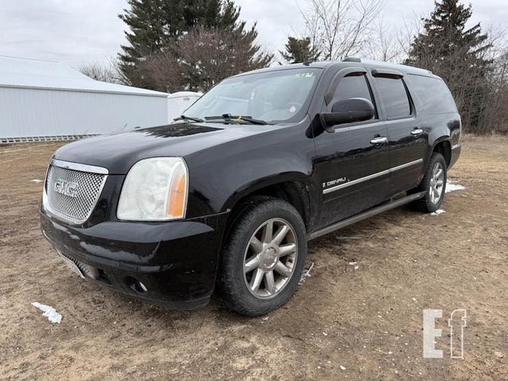 2009-gmc-yukon-xl-image-1