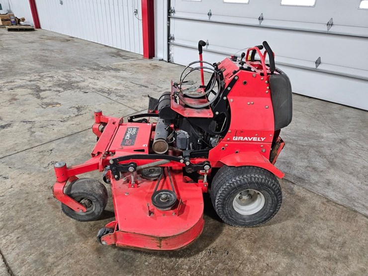 gravely-prostance-52-image-2