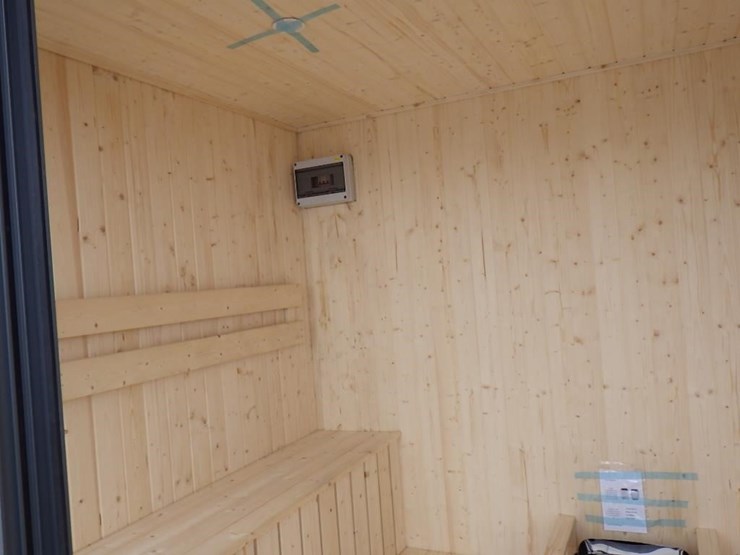 sauna-room-7'x9'-image-8