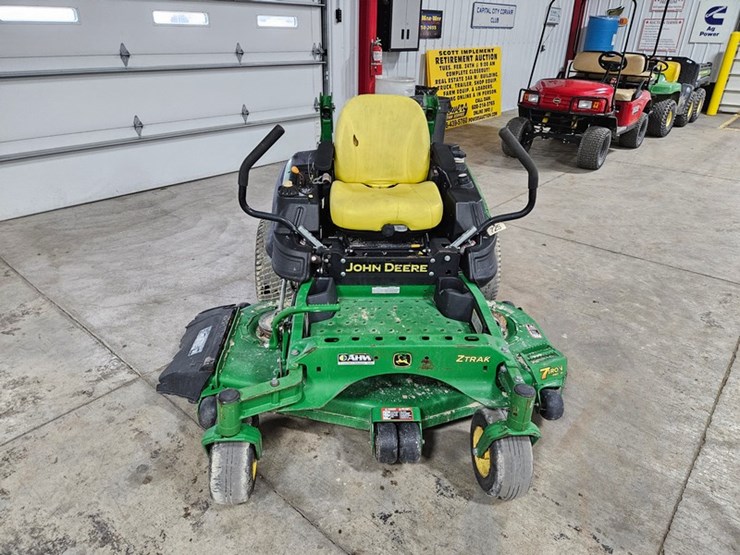 2015-john-deere-z930m-efi-image-8