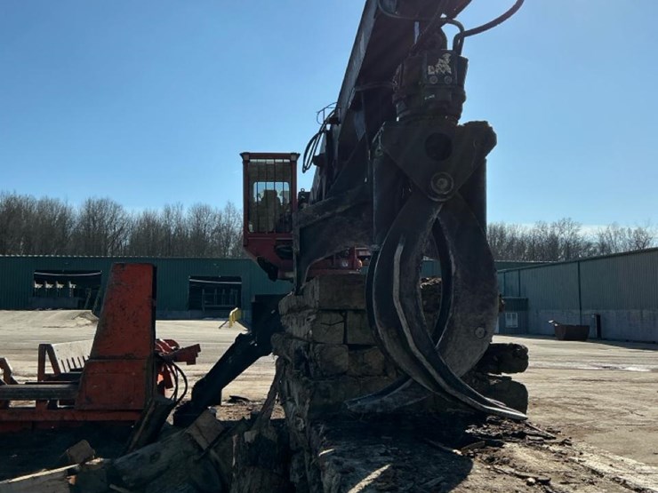 2017-hood-28000-image-8