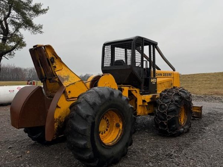 1989-john-deere-640d-image-3