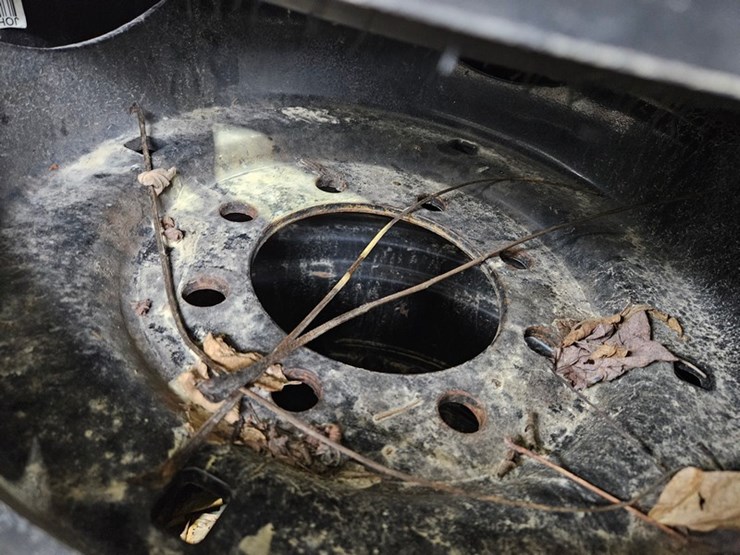 #709-•-tractor-tire-and-rim-set-image-12