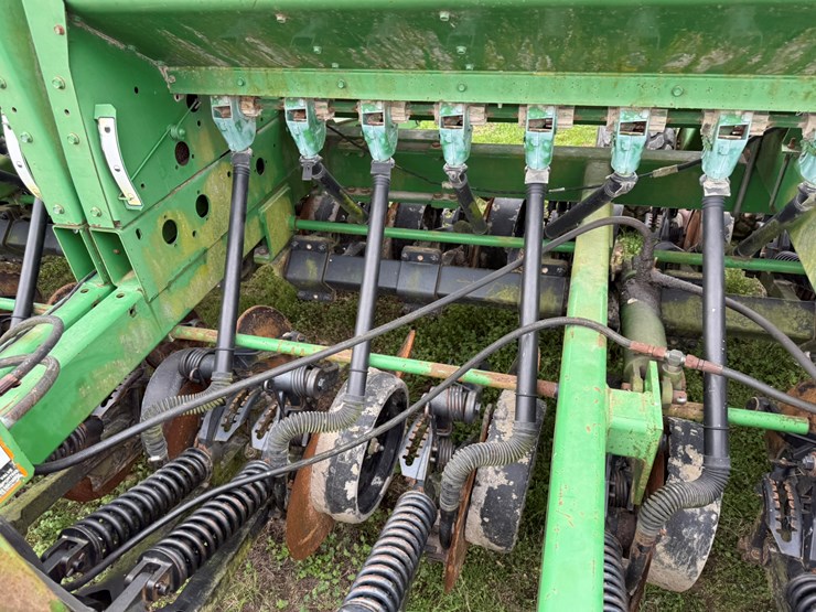 john-deere-1560-image-49