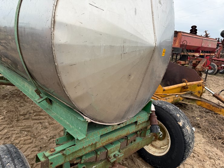 #41259-•-~1000-gallon-fuel-wagon-image-39