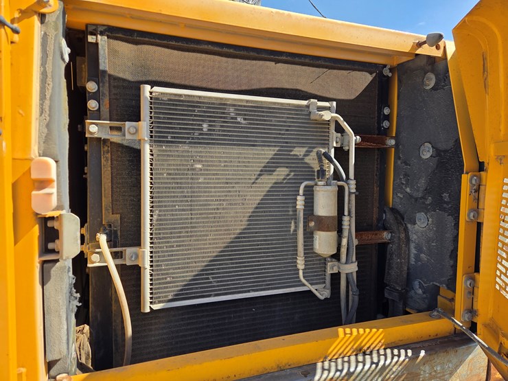 volvo-ec210cl-image-36