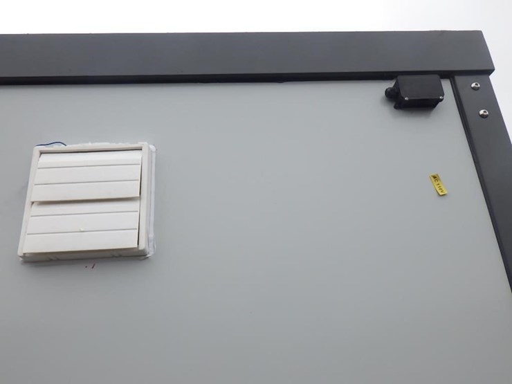 single-stall-portable-toilet-image-11