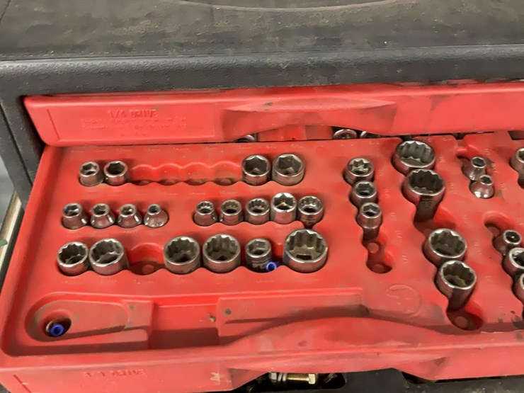 #105-•-cobalt-tool-chest-with-tools-image-7