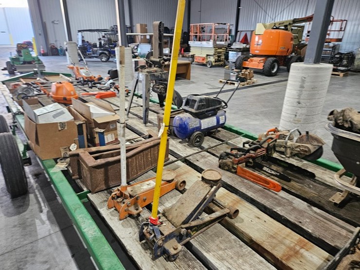 #627-•-napa-professional-floor-jack-image-4