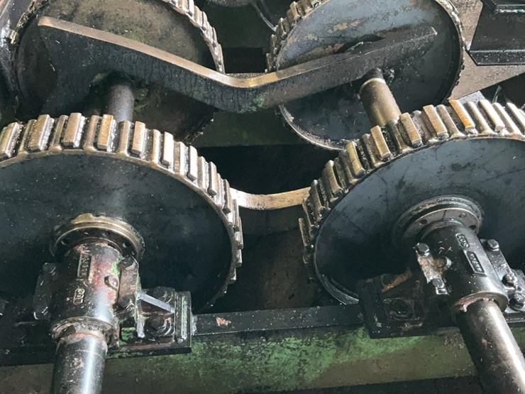 #150-•-precision-rosserhead-debarker-image-11