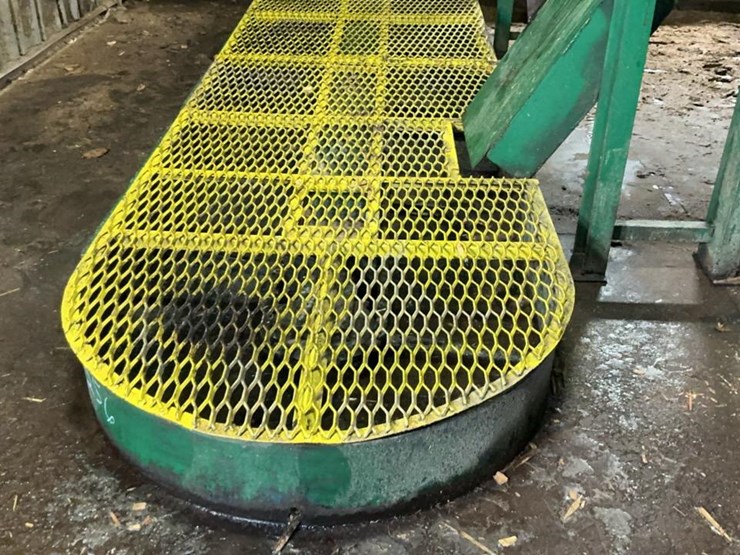 #256-•-salem-barn-sweep-image-14