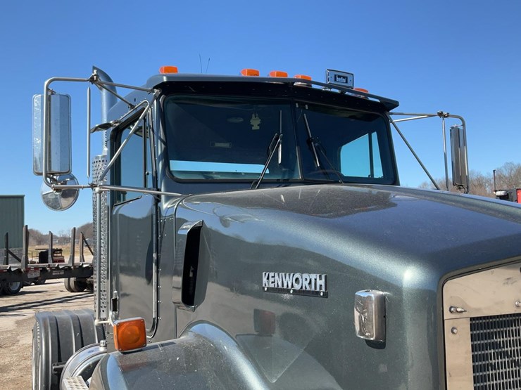 1999-kenworth-t800b-image-62