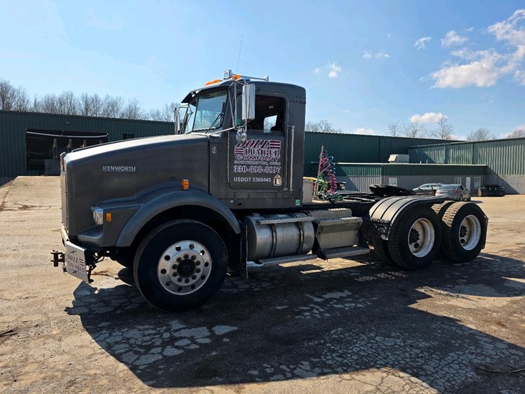 1993-kenworth-t800b-image-1