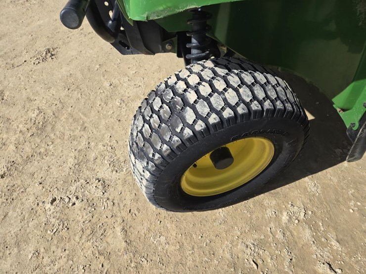 john-deere-gator-image-7