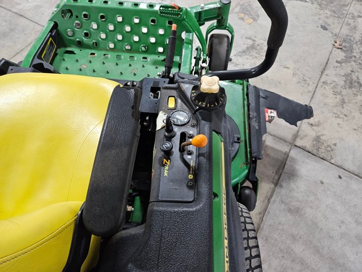 john-deere-z930m-image-17