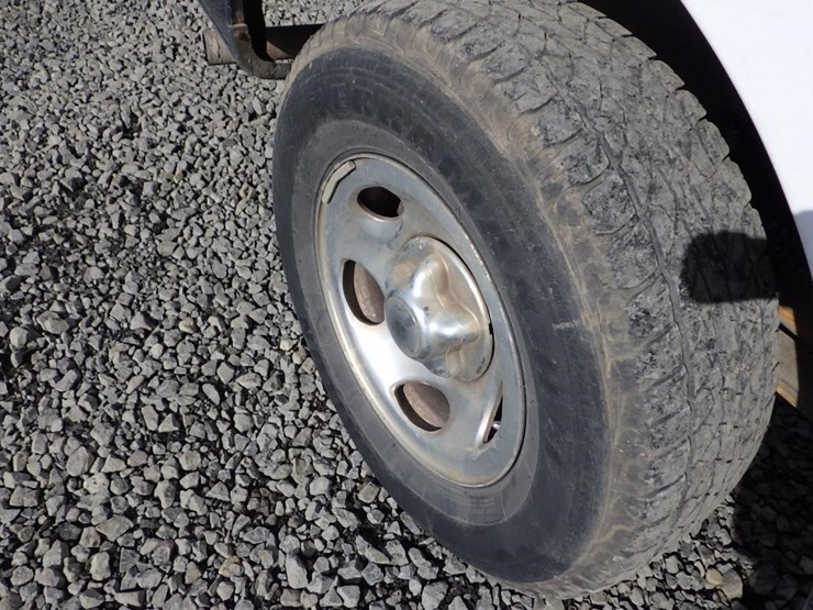 2004-ford-f150-image-16