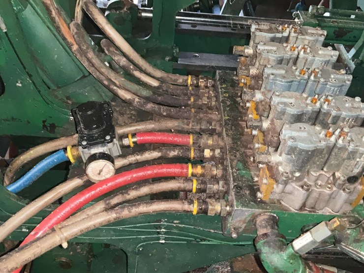 #200-•-2002-salem-4-headblock-slant-carriage-image-29