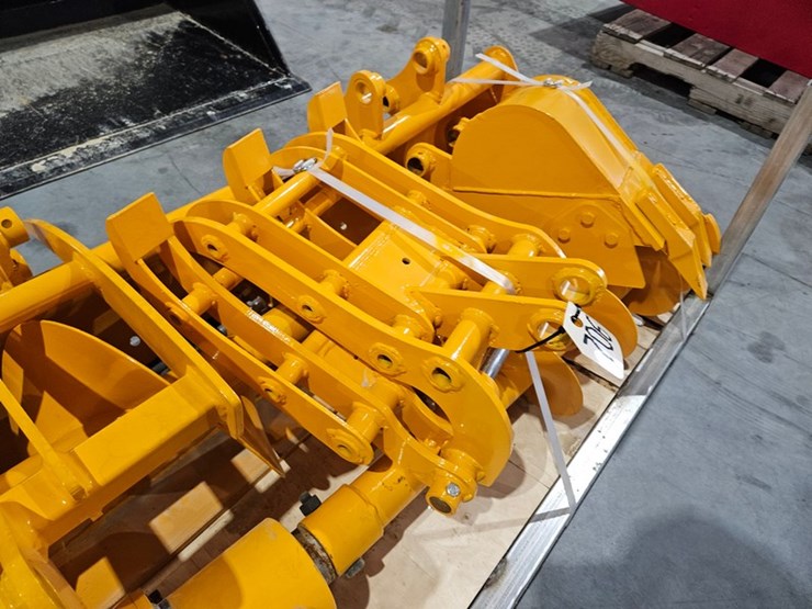 #706-•-giyi-mini-excavator-set-image-12