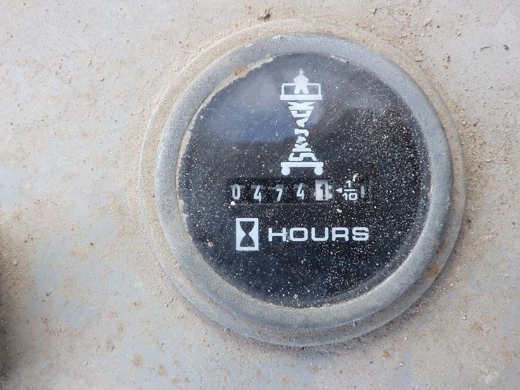 1997-skyjack-sj-3220-scissor-lift-image-10