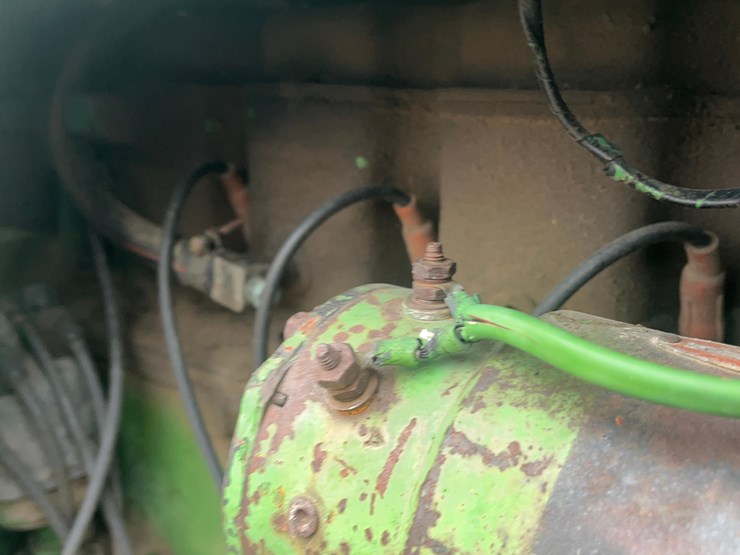 john-deere-3020-image-28