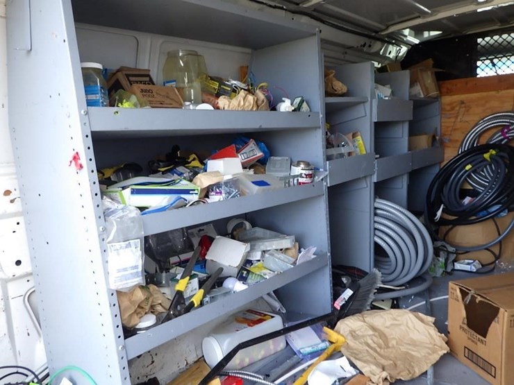 2002-ford-cargo-image-10