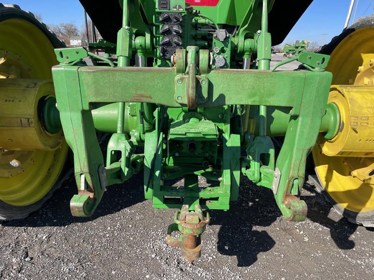 2002-john-deere-8520t-image-17