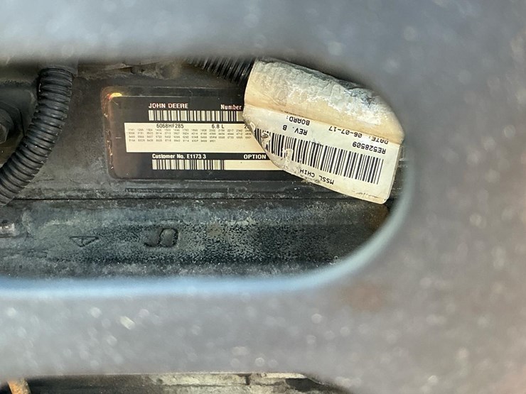 2017-hood-28000-image-14