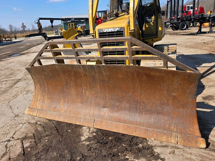 2007-caterpillar-d5g-image-22