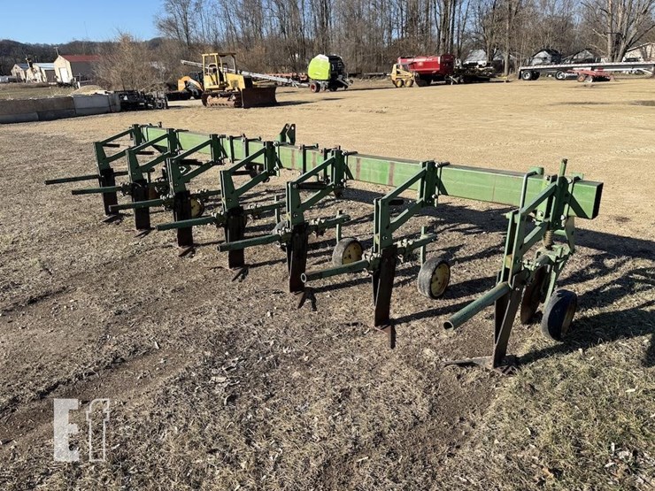 john-deere-885-image-3