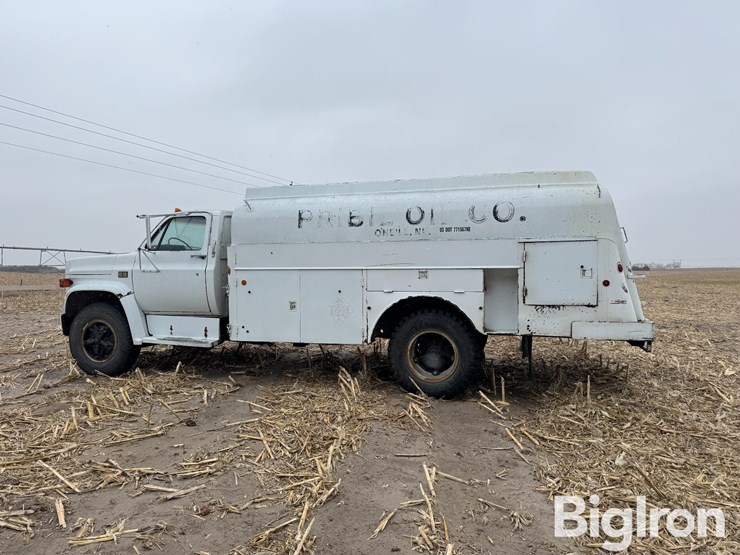 1982-chevrolet-c70-s/a-fuel-truck-image-8
